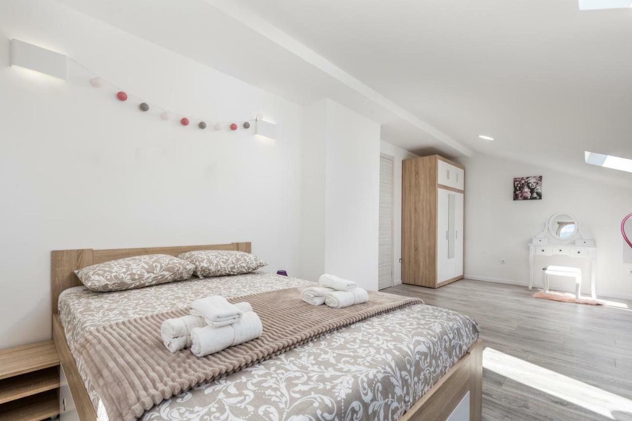 Luxury Apartment La Es Marčelji Eksteriør billede