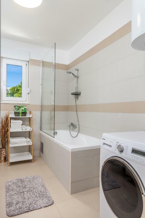 Luxury Apartment La Es Marčelji Eksteriør billede
